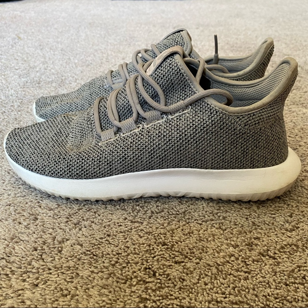 Adidas tubular size 7 1/2
